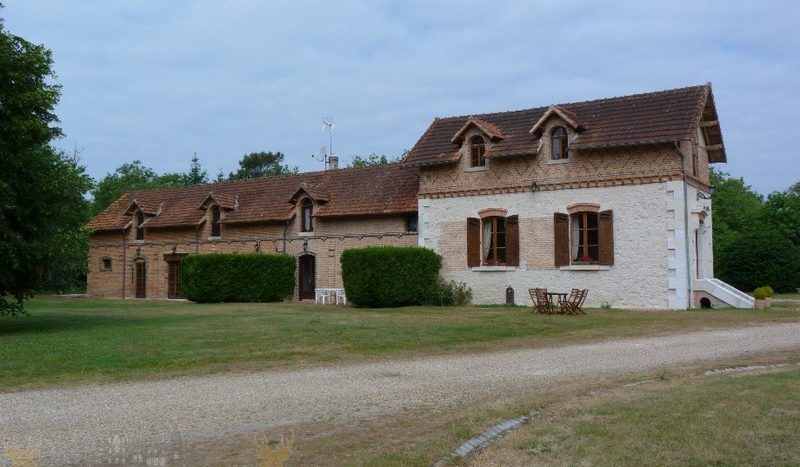 Château à vendre sur 25ha - Propriétés de Sologne