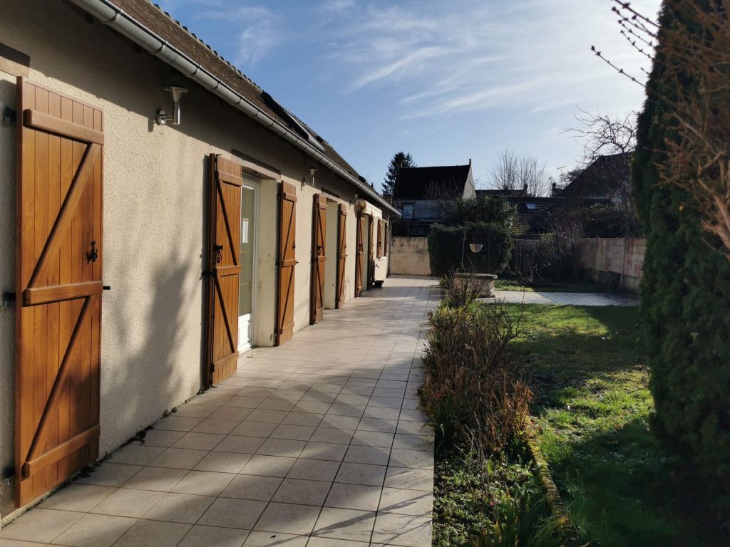 MAISON ROMORANTIN image 3