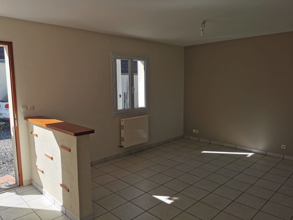 MAISON ROMORANTIN image 2