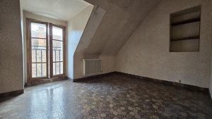 MAISON ROMORANTIN