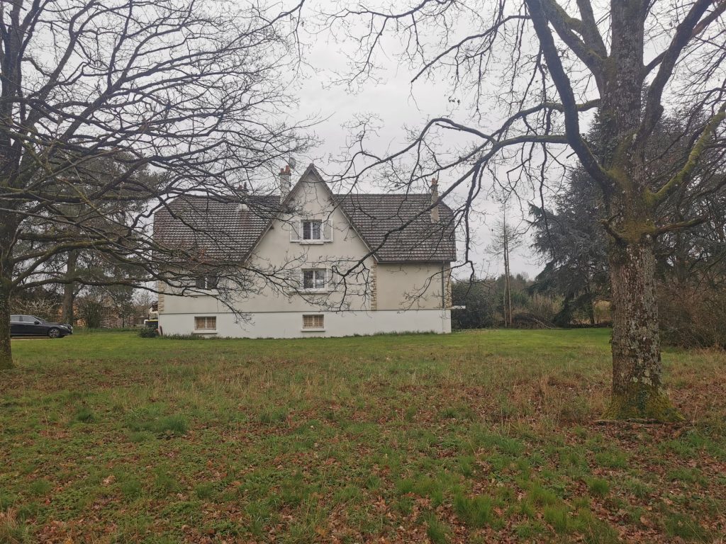 MAISON SPACIEUSE ROMORANTIN image 2