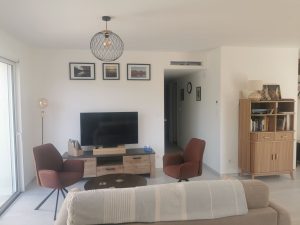 MAISON NEUVE SUR TERRAIN DE 1.1ha À MILLANÇAY