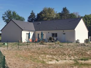 MAISON NEUVE SUR TERRAIN DE 1.1ha À MILLANÇAY