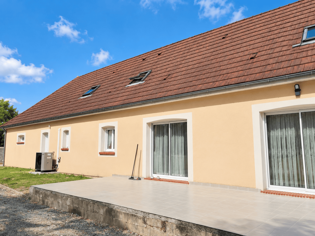 MAISON SPACIEUSE VILLEHERVIERS image 2